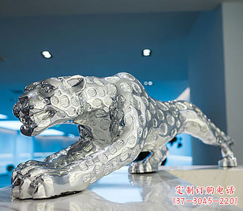 贵阳豹子雕塑工艺品