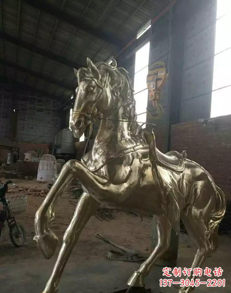 贵阳“马”系列精美铜饰