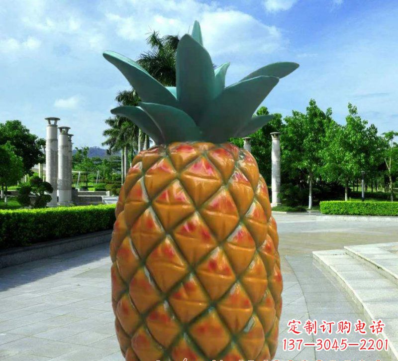 贵阳玻璃钢菠萝灯