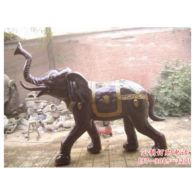 贵阳玻璃钢大象雕塑