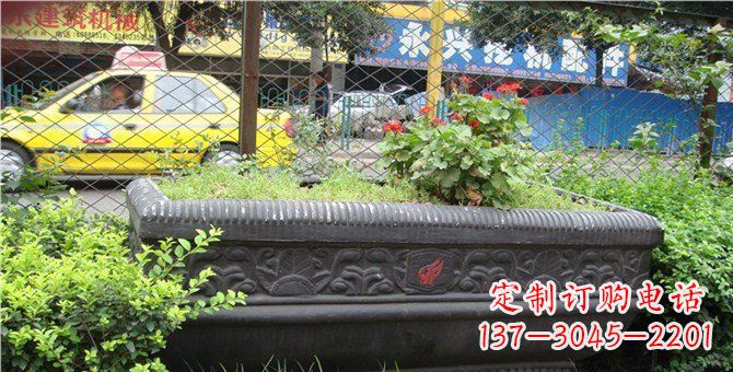 贵阳玻璃钢仿铜花盆雕塑精美工艺结合现代科技