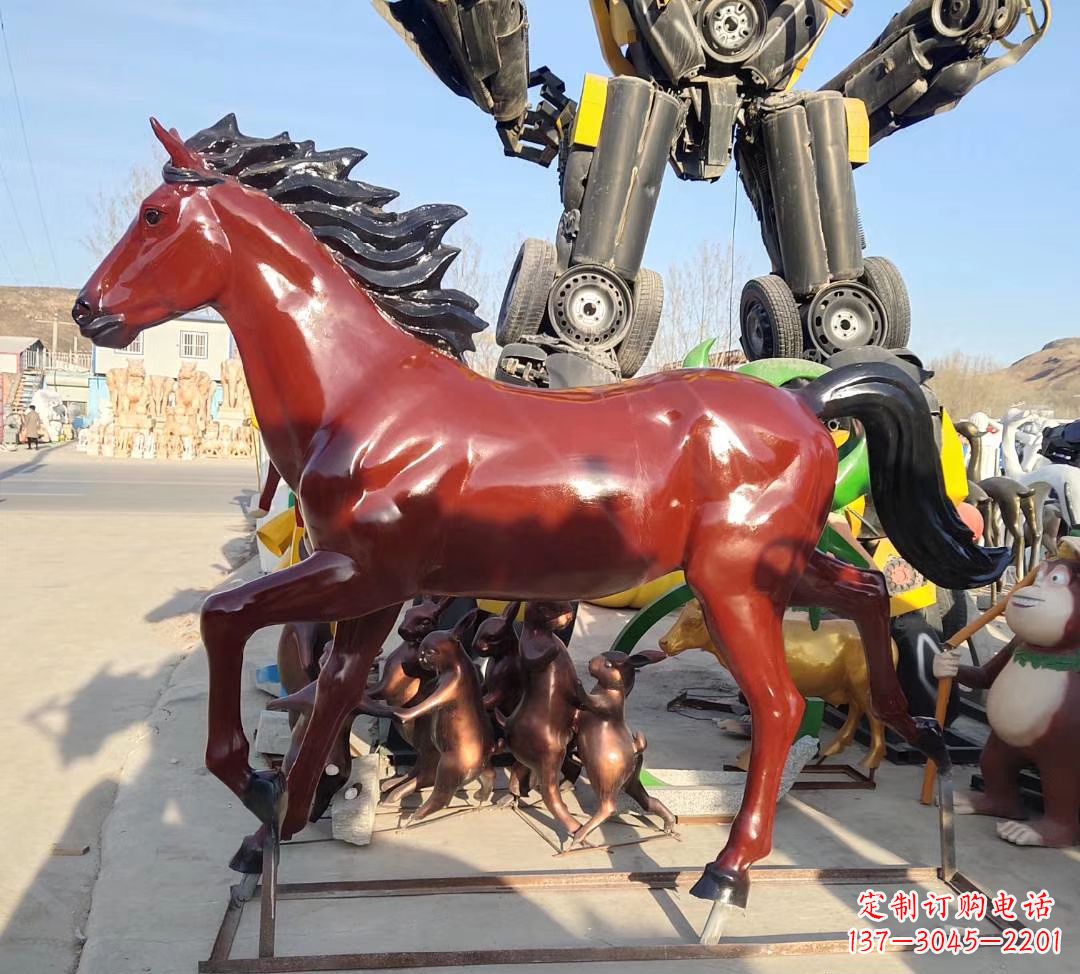 贵阳玻璃钢奔马雕塑