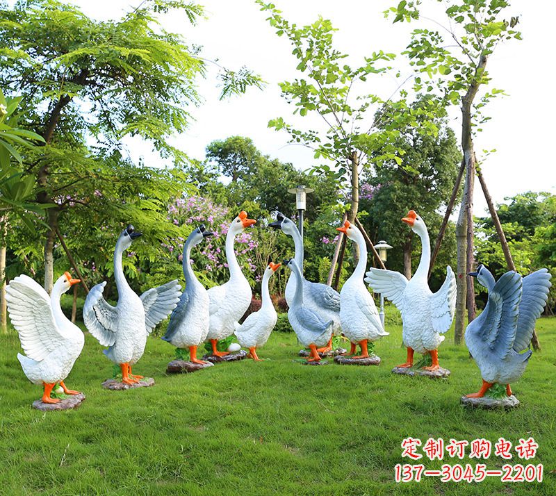 贵阳玻璃钢雕刻的精美鹅