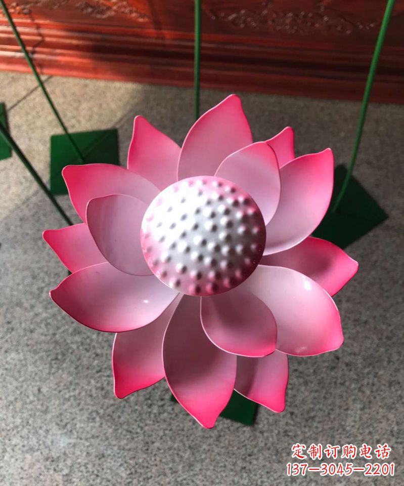 贵阳玻璃钢荷花雕塑