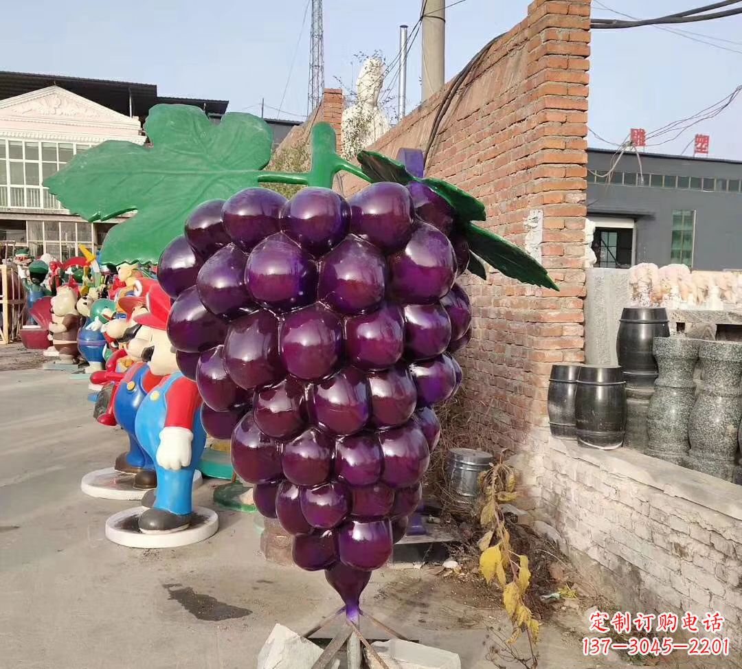 贵阳仿真玻璃钢葡萄雕塑