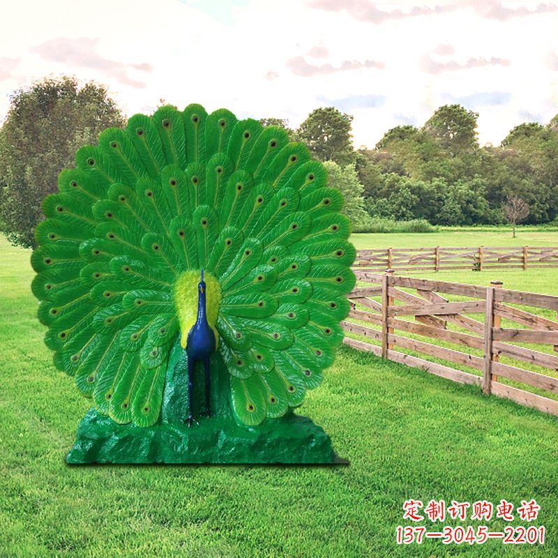 贵阳玻璃钢开屏孔雀雕塑摆件