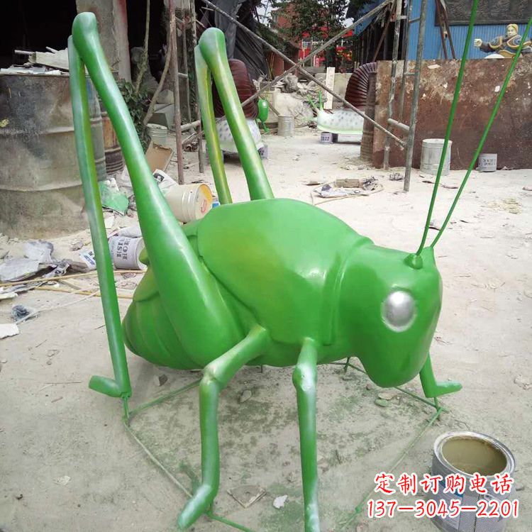 贵阳玻璃钢蝗虫雕塑精美的艺术造型