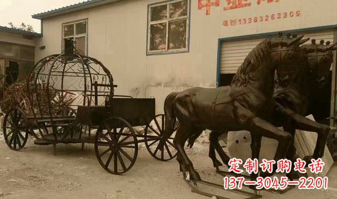 贵阳玻璃钢欧式马车雕塑精美艺术品