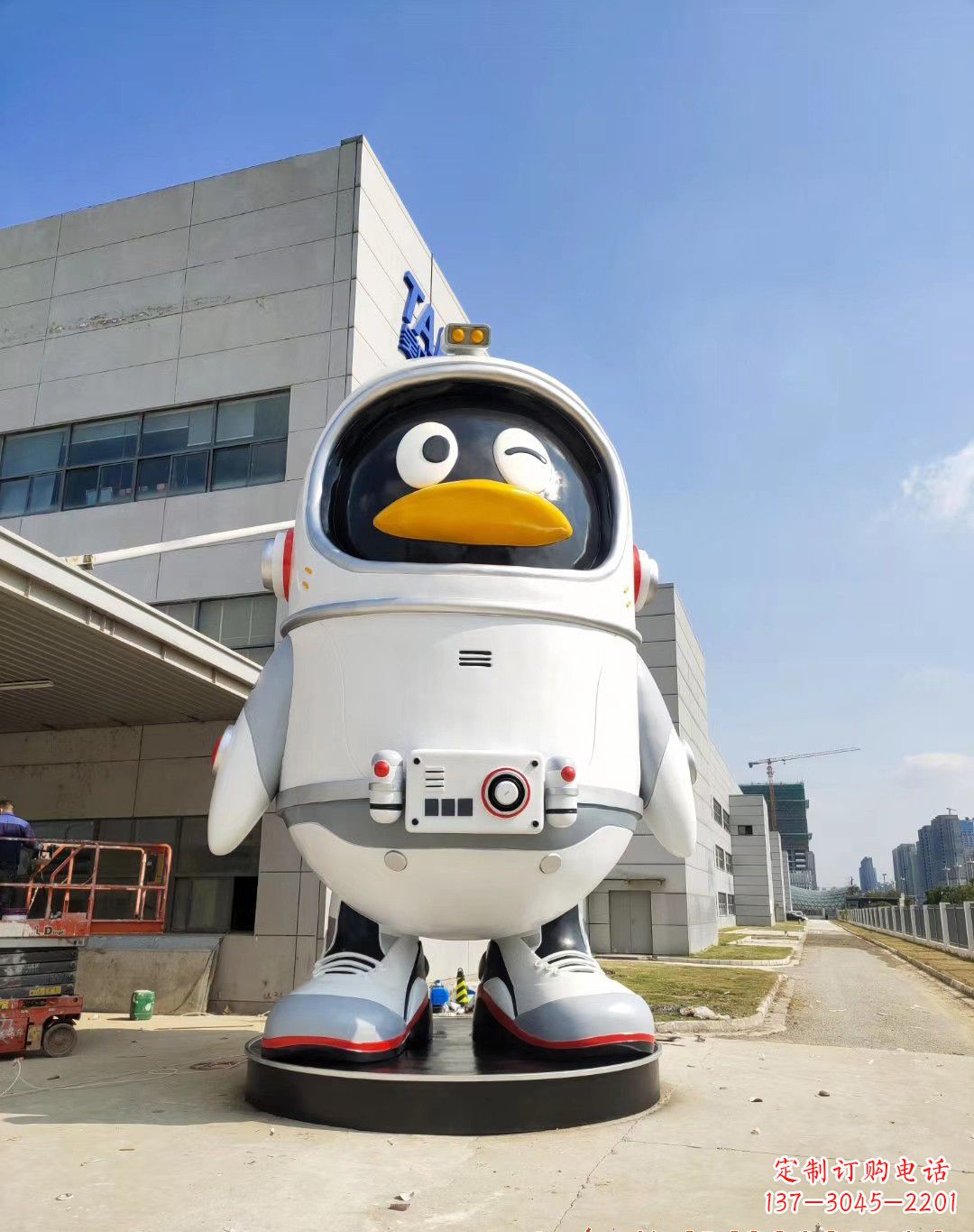 贵阳玻璃钢企鹅雕塑——海洋的象征