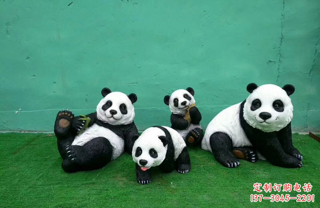 贵阳玻璃钢熊猫雕塑传承中华文化