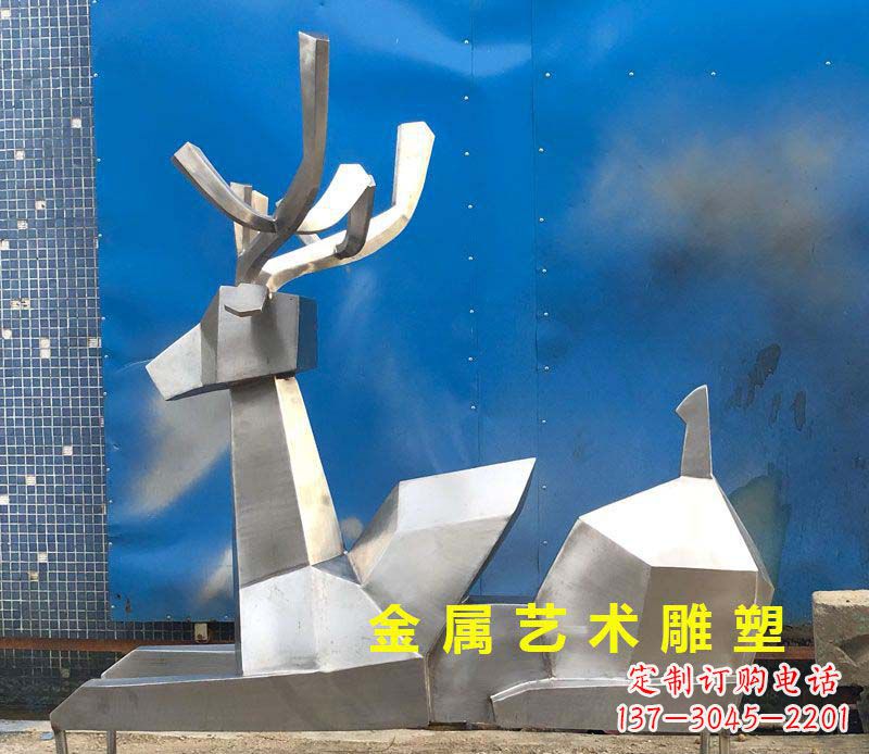 贵阳不锈钢别墅几何鹿雕塑——别出心裁的艺术灵感