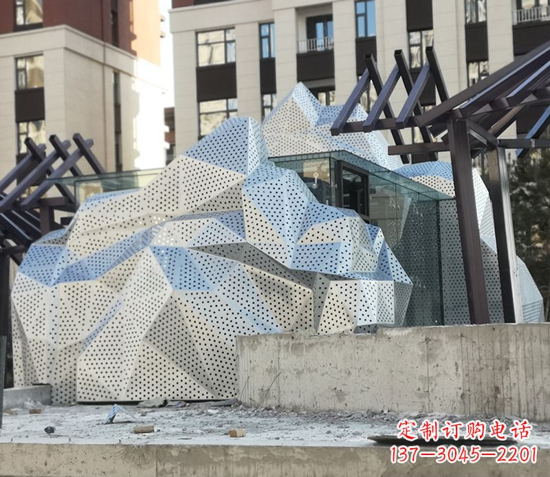 贵阳不锈钢别墅假山景观雕塑