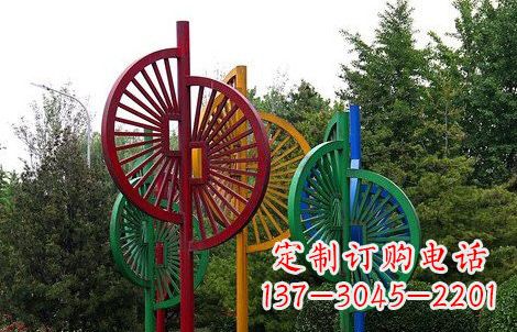 贵阳不锈钢风车雕塑——动态美的艺术结晶