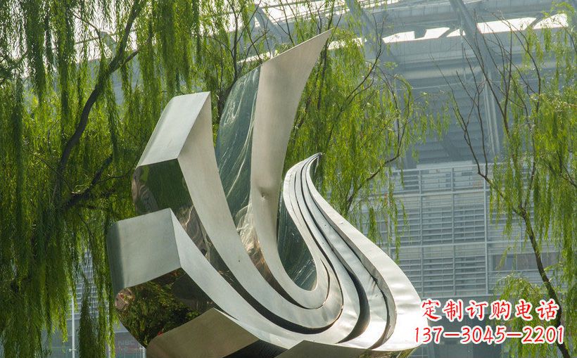 贵阳不锈钢鸽子景观雕塑