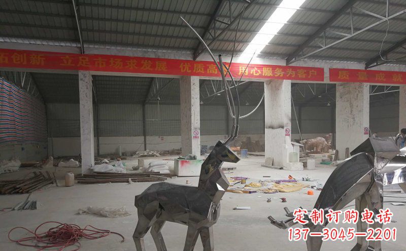 贵阳不锈钢抽象几何麋鹿动物雕塑