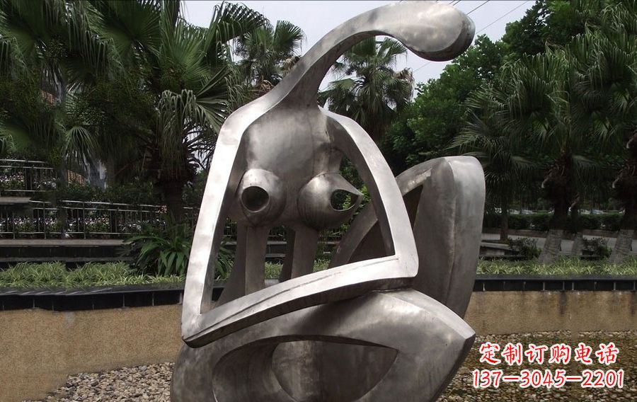 贵阳不锈钢抽象美女人物雕塑2