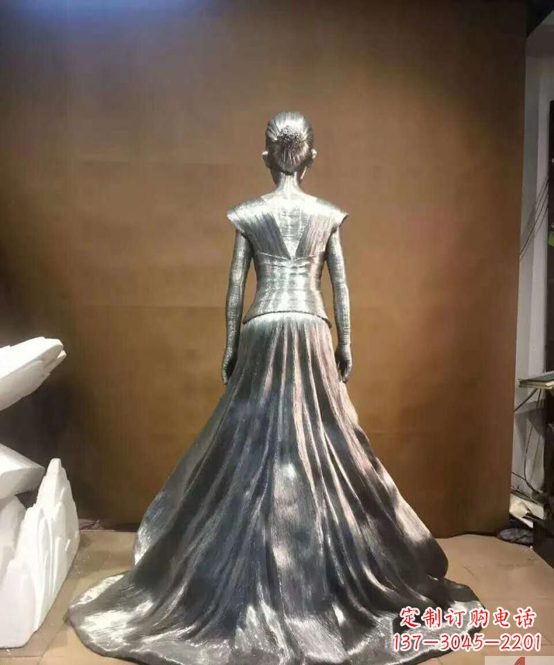 贵阳女性之美不锈钢抽象女人身影雕塑