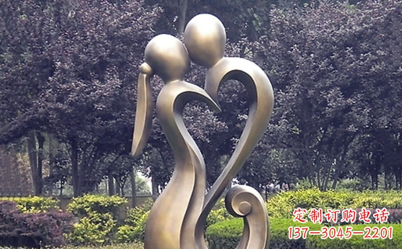 贵阳不锈钢情侣雕塑浪漫的永恒
