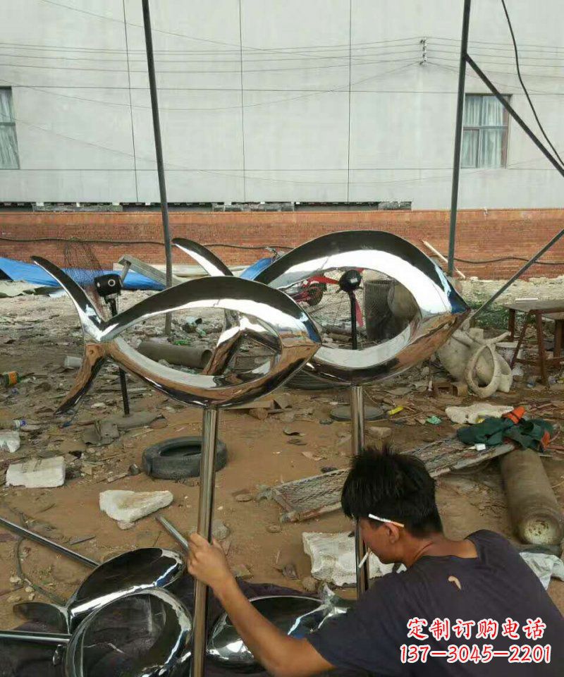 贵阳不锈钢动物雕塑
