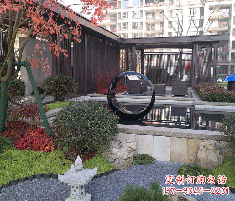 贵阳不锈钢圆环雕塑——精美绝伦