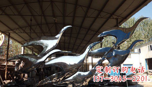 贵阳不锈钢大雁雕塑给环境带来生机