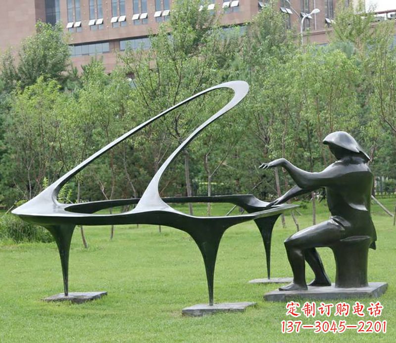 贵阳不锈钢钢琴雕塑——激发人们心中的音乐