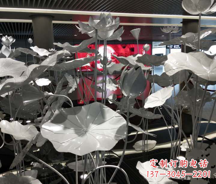 贵阳不锈钢锻造荷花雕塑艺术之美