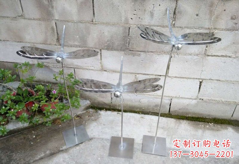 贵阳动物雕塑不锈钢蜻蜓的精美镜面