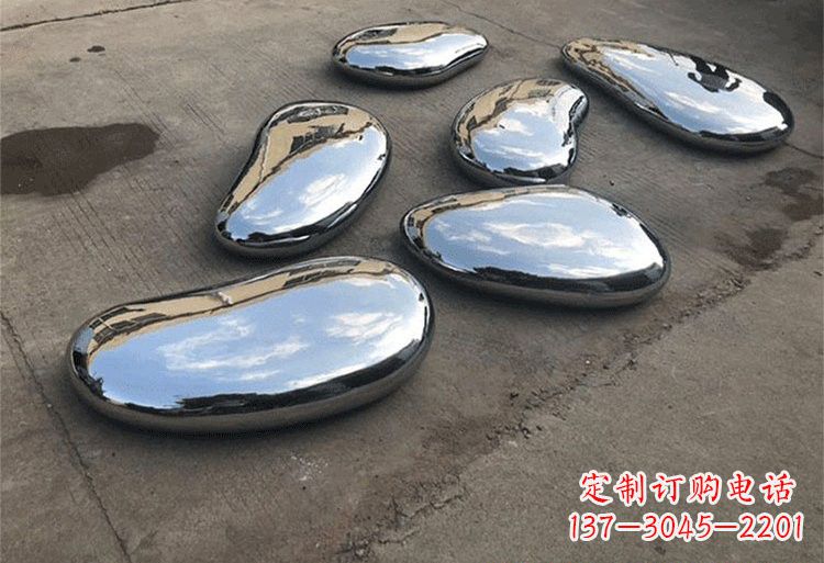 贵阳不锈钢水滴雕塑让公园更加美丽