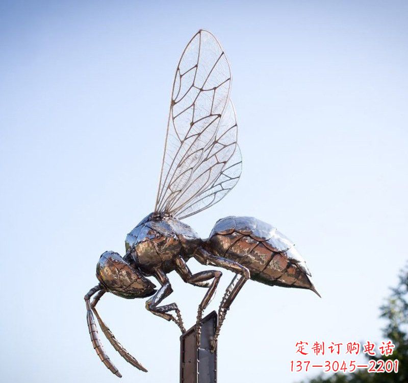 贵阳不锈钢公园昆虫蜜蜂雕塑