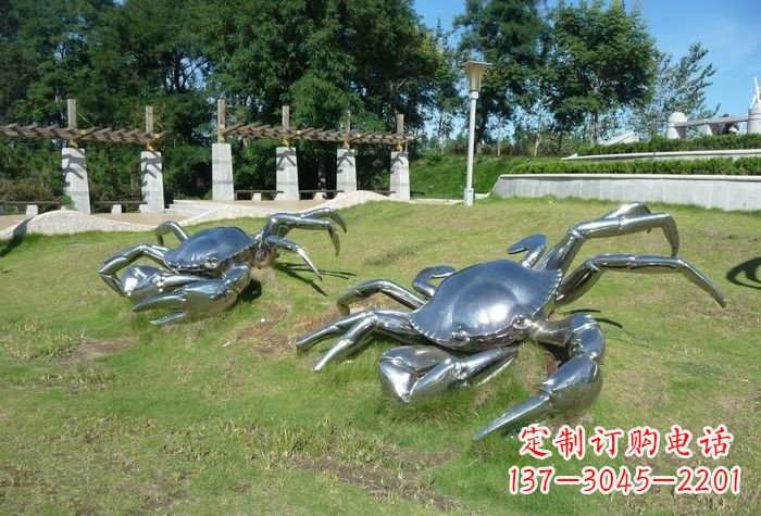 贵阳不锈钢螃蟹雕塑美丽的象征