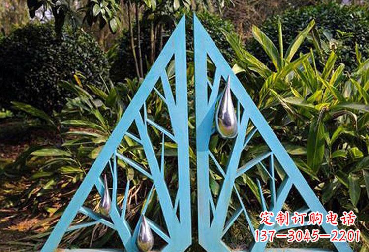 贵阳不锈钢树枝雕塑——点缀不锈钢公园美景