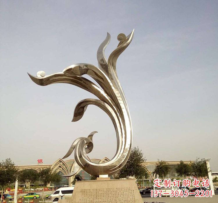 贵阳凤凰雕塑，让不锈钢广场更加精彩