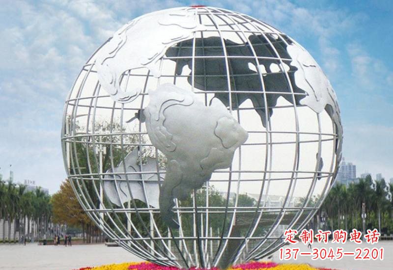 贵阳不锈钢地球雕塑象征着和平与友谊