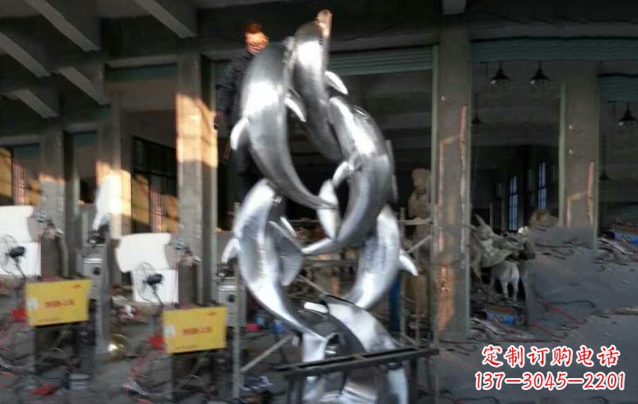 贵阳不锈钢海豚雕塑漂亮的海洋艺术品