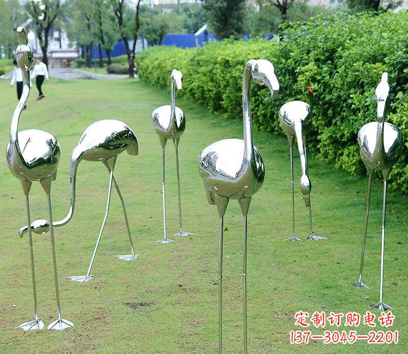 贵阳不锈钢火烈鸟雕塑美丽的艺术杰作
