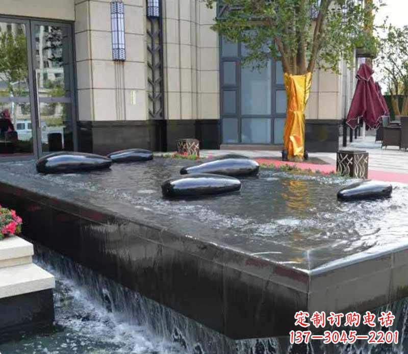 贵阳不锈钢景观异形水滴雕塑