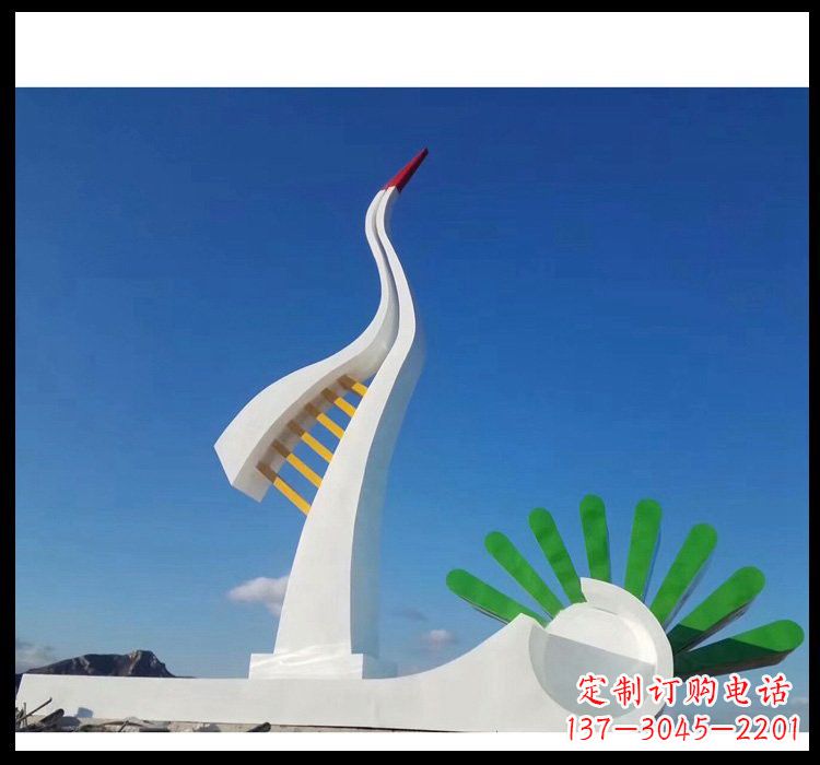 贵阳不锈钢松树雕塑,美轮美奂