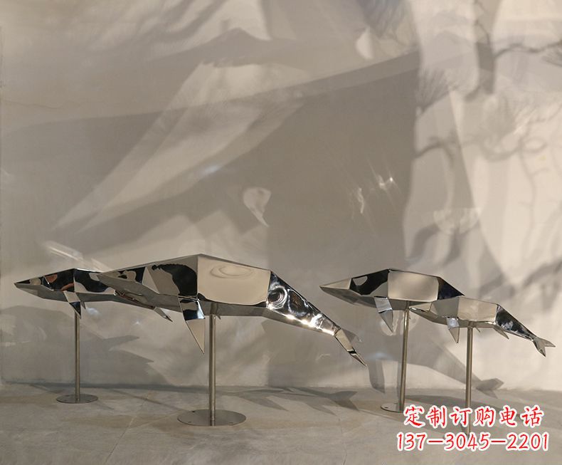 贵阳不锈钢海豚雕塑——精致的艺术形式