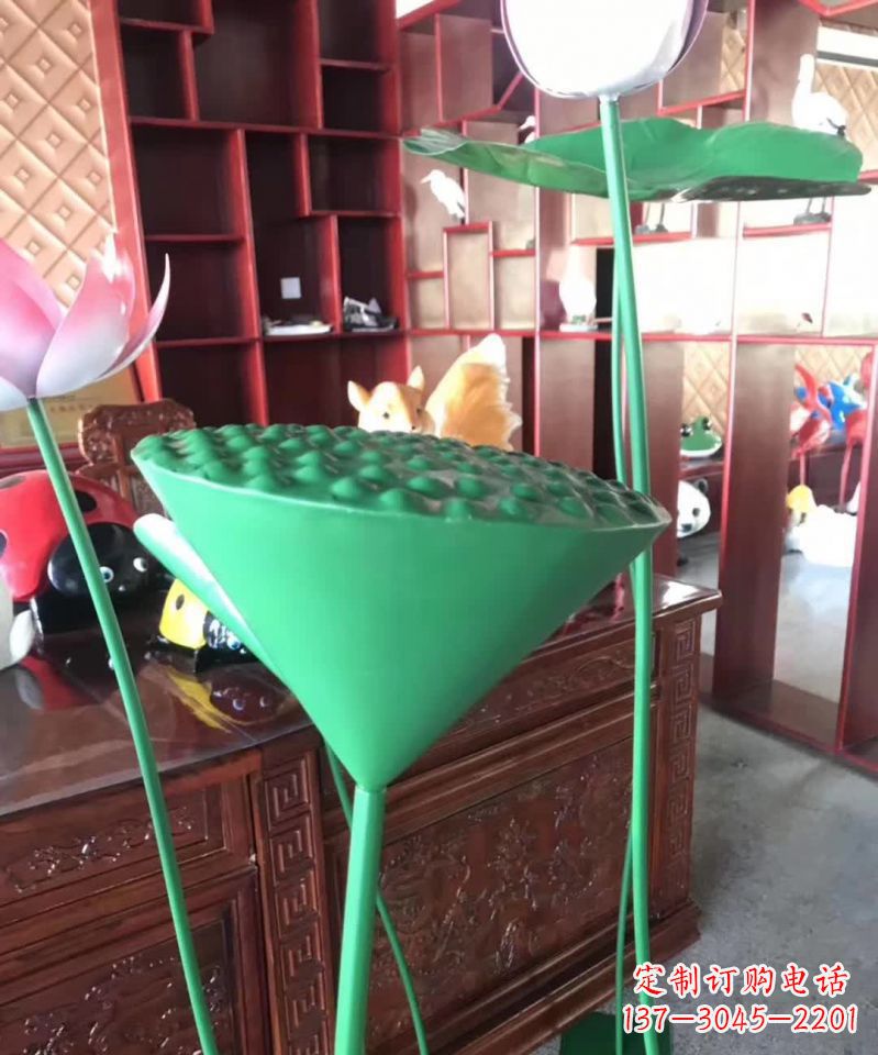 贵阳不锈钢莲藕雕塑引领现代景观艺术