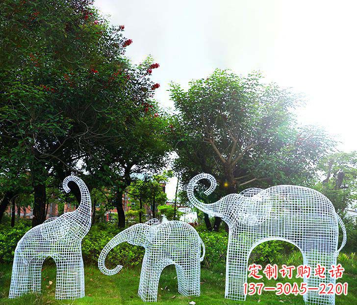 贵阳不锈钢镂空大象雕塑一件精美的艺术品