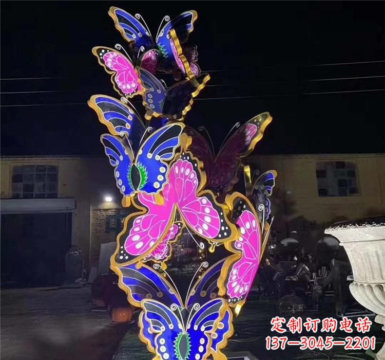 贵阳不锈钢镂空蝴蝶雕塑——自由自在的艺术风景