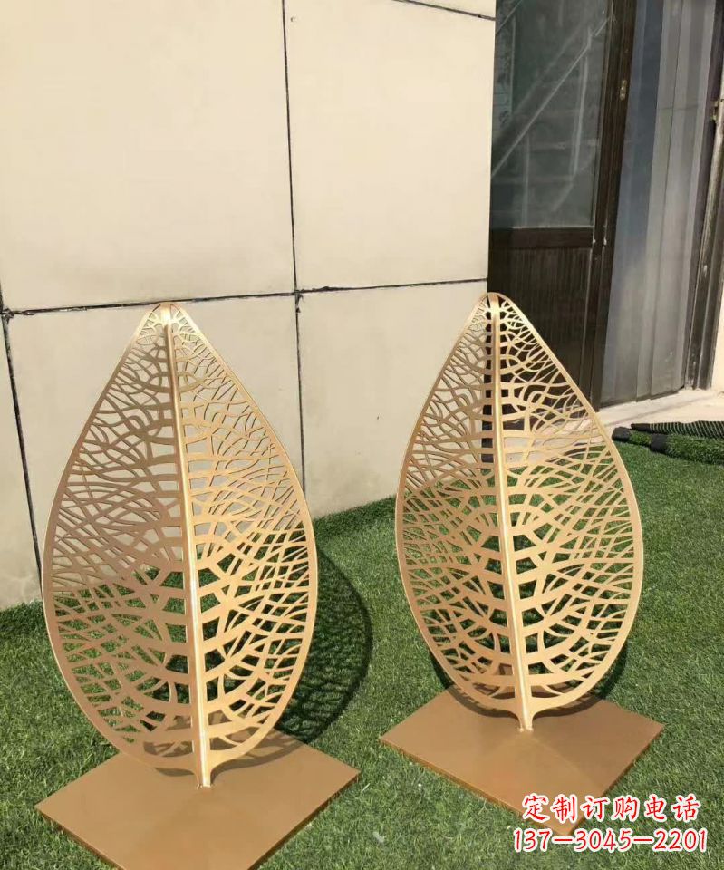 贵阳不锈钢树叶雕塑,精致典雅