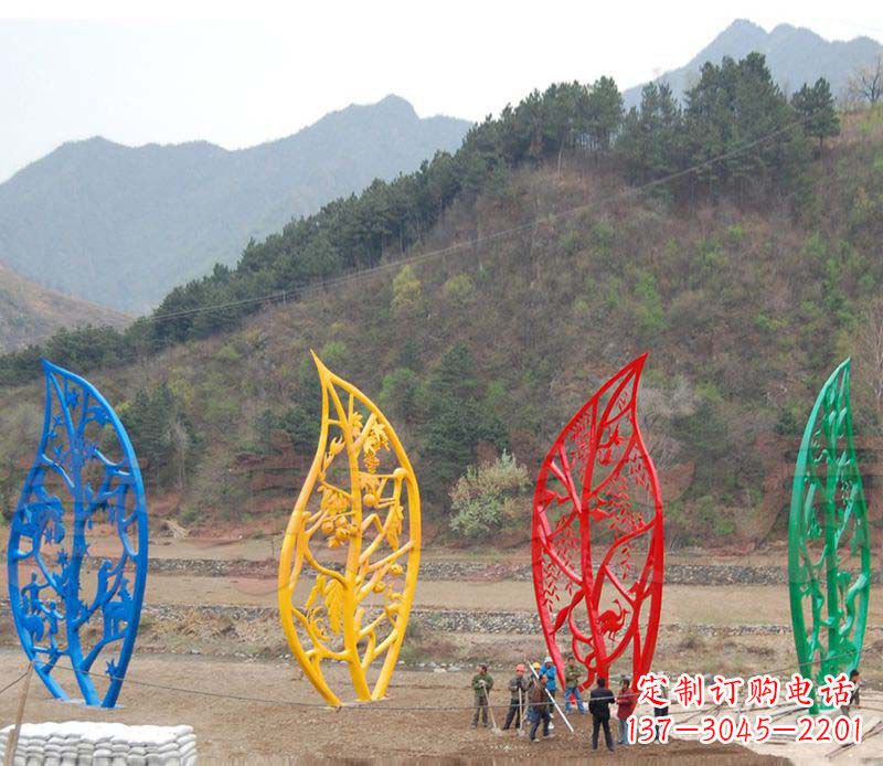 贵阳不锈钢镂空树叶景观雕塑精美绝伦