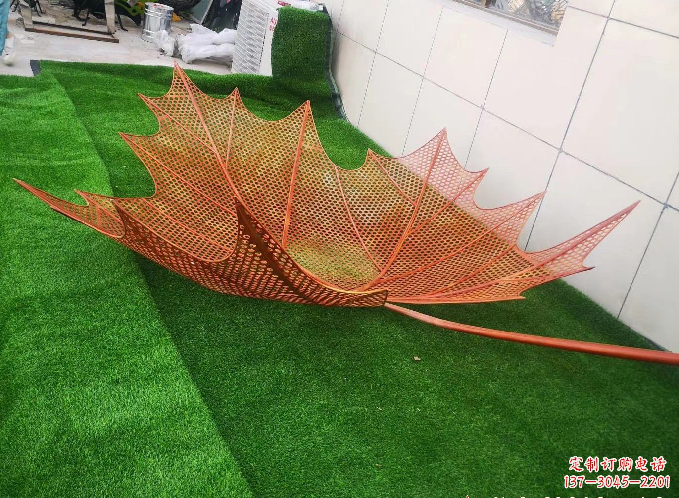 贵阳镂空树叶雕塑精彩细节点缀着精美自然风景