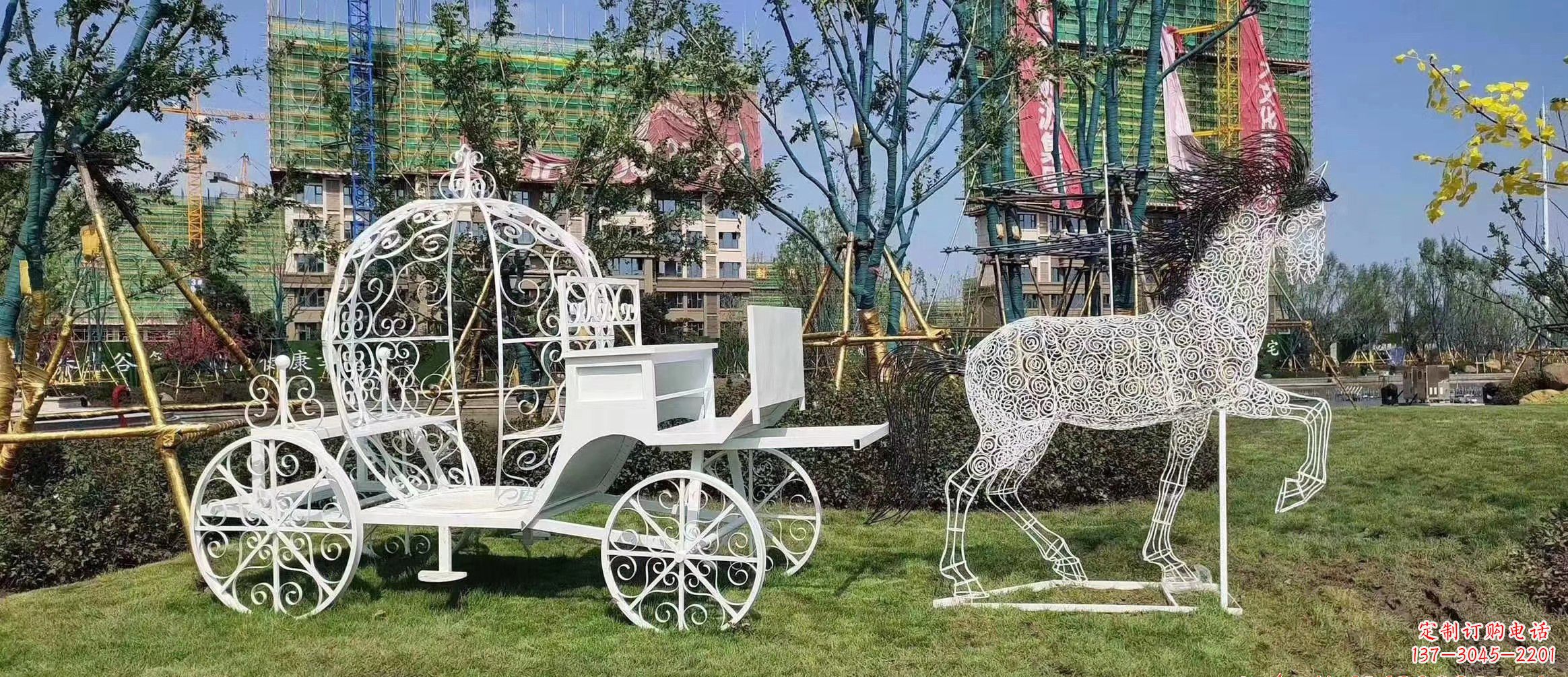 贵阳不锈钢马车镂空雕塑精美的艺术品