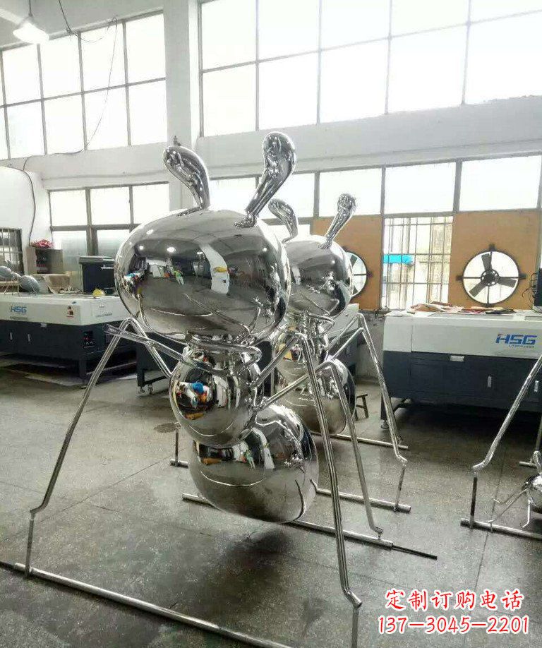 贵阳不锈钢蚂蚁步行街景观雕塑——融合现代科技与自然之美