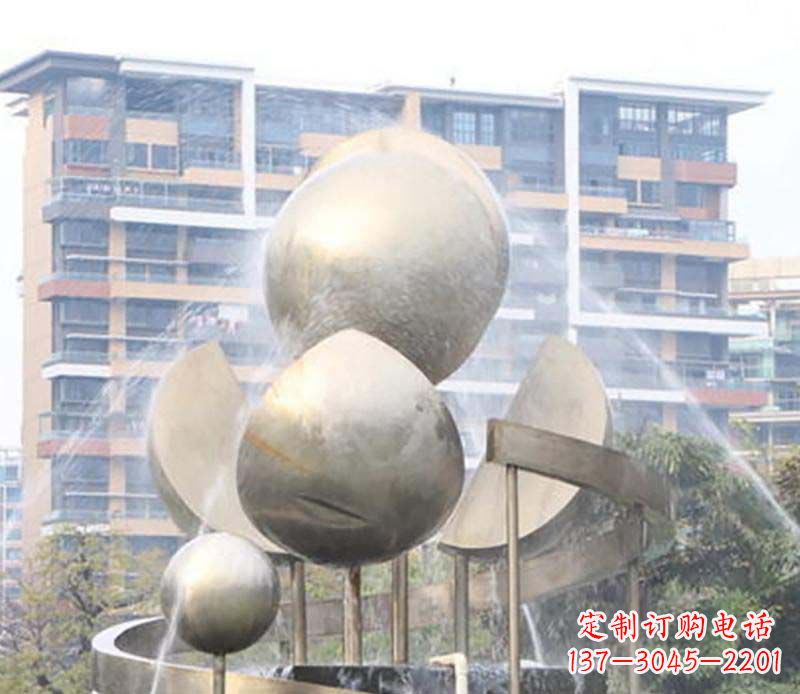 贵阳不锈钢喷泉雕塑美丽与自然的完美结合