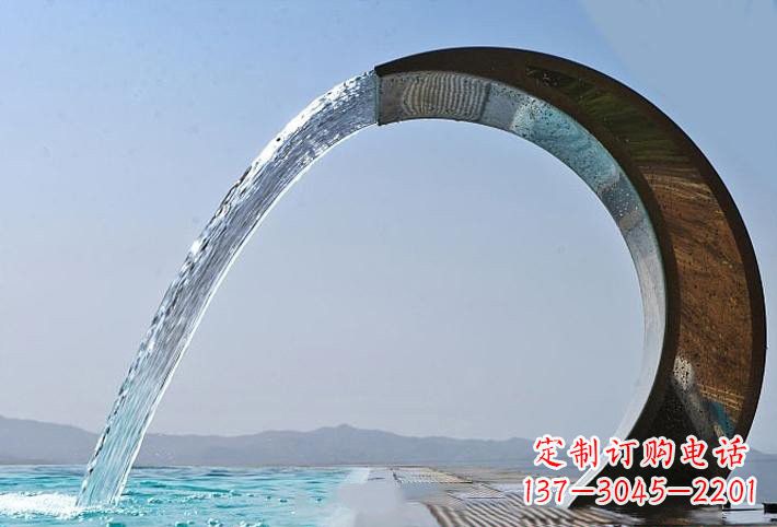 贵阳精美不锈钢喷水圆环雕塑