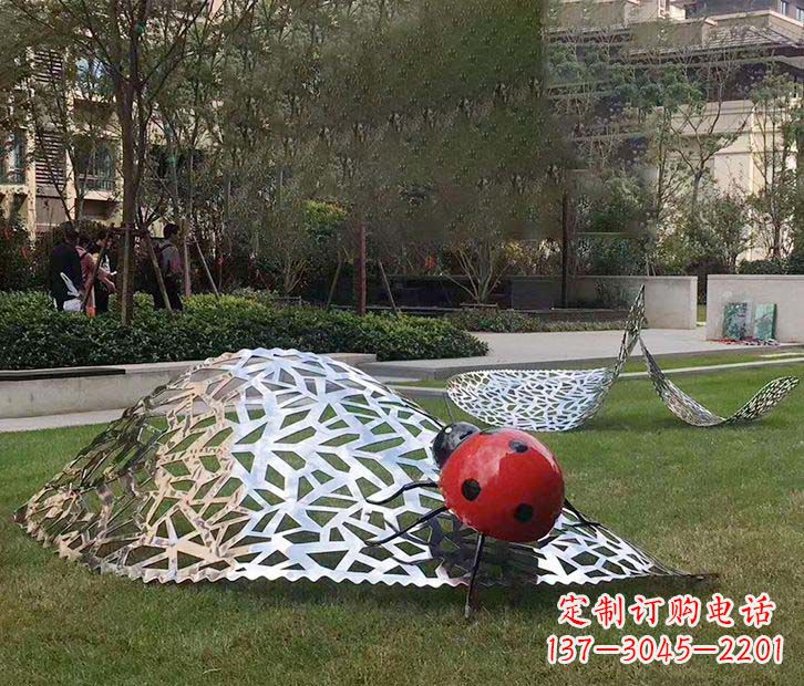 贵阳不锈钢瓢虫雕塑令人惊叹的艺术之美